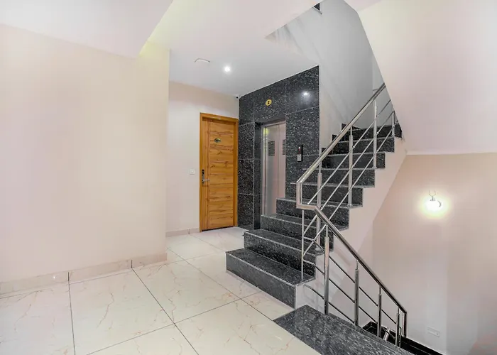 Hotel Ak Continental Zirakpur