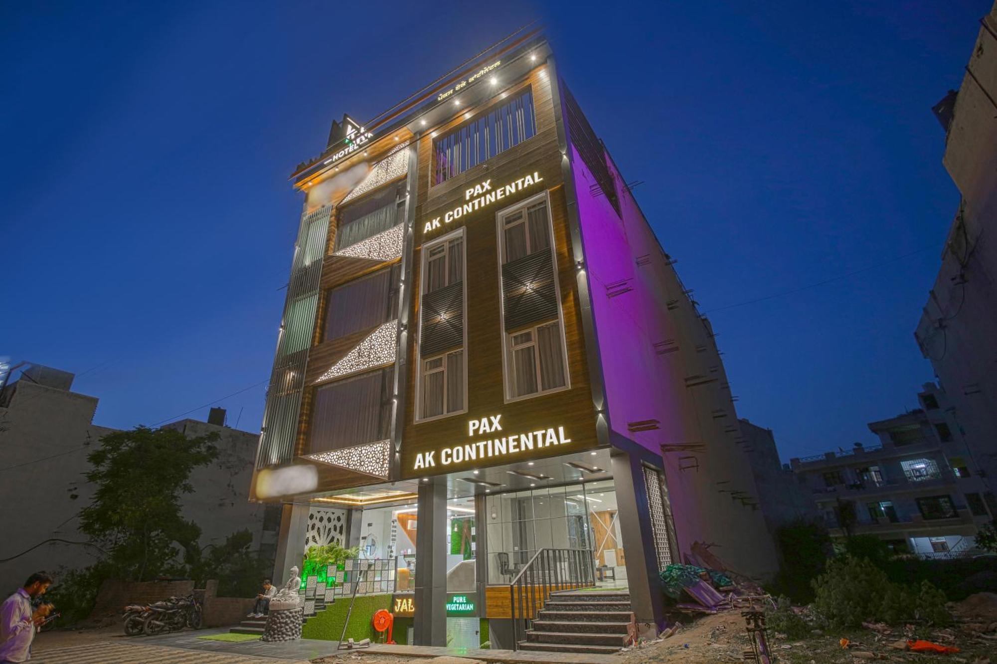 Ak Continental Homestay *